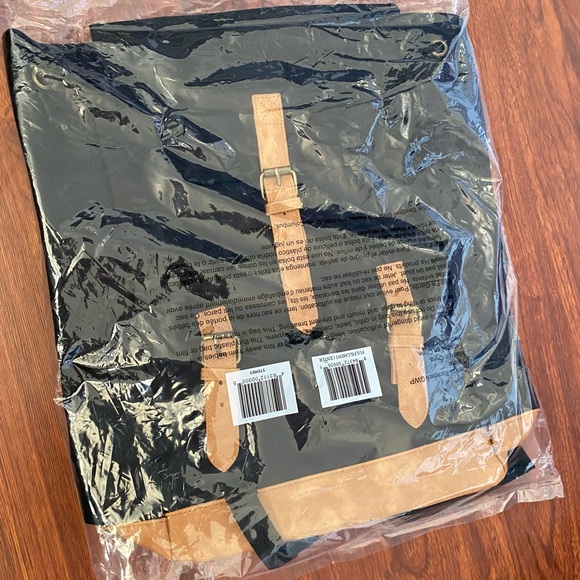 DSW Drawstring Backpack - Picture 5 of 7